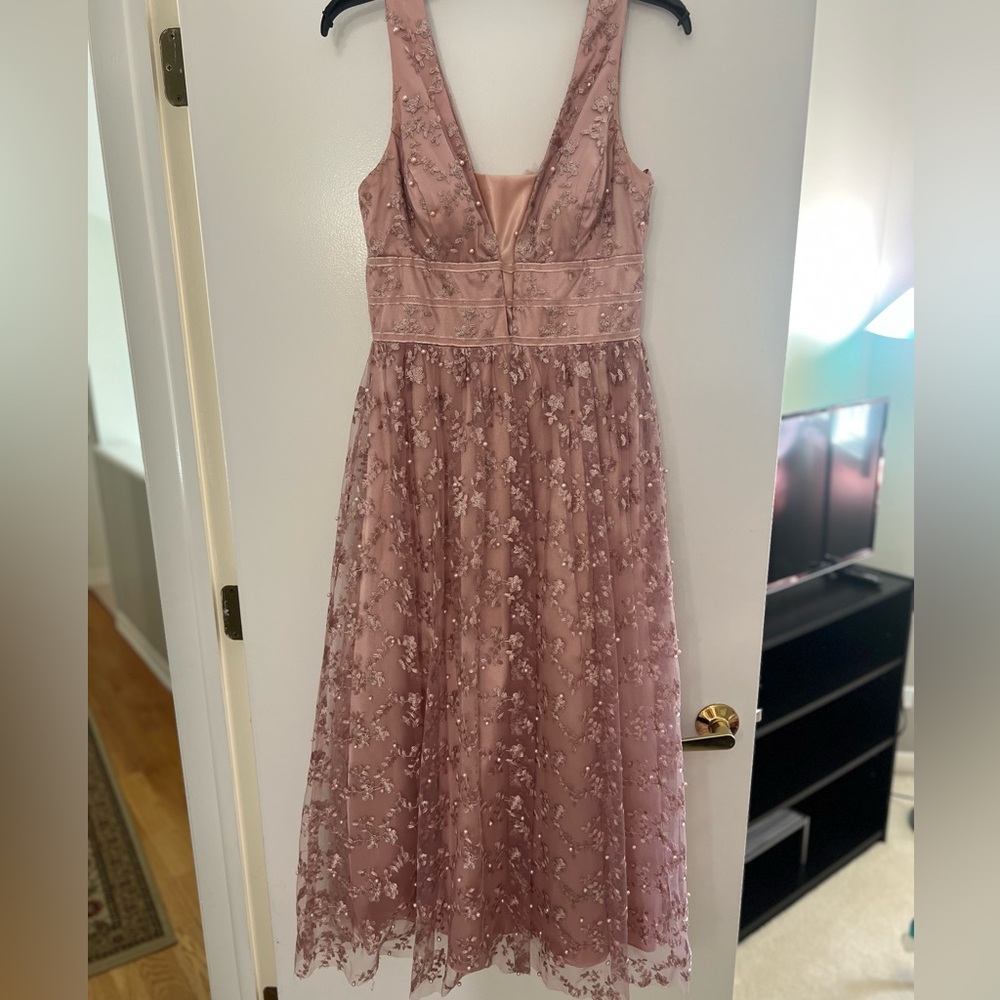 Elegant Avery G Dusty Pink Floral Lace Dress Tulle - Picture 7 of 7